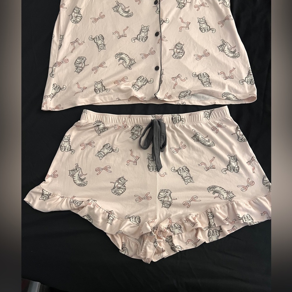 Cat Print Pajama Set XL - Picture 4 of 4